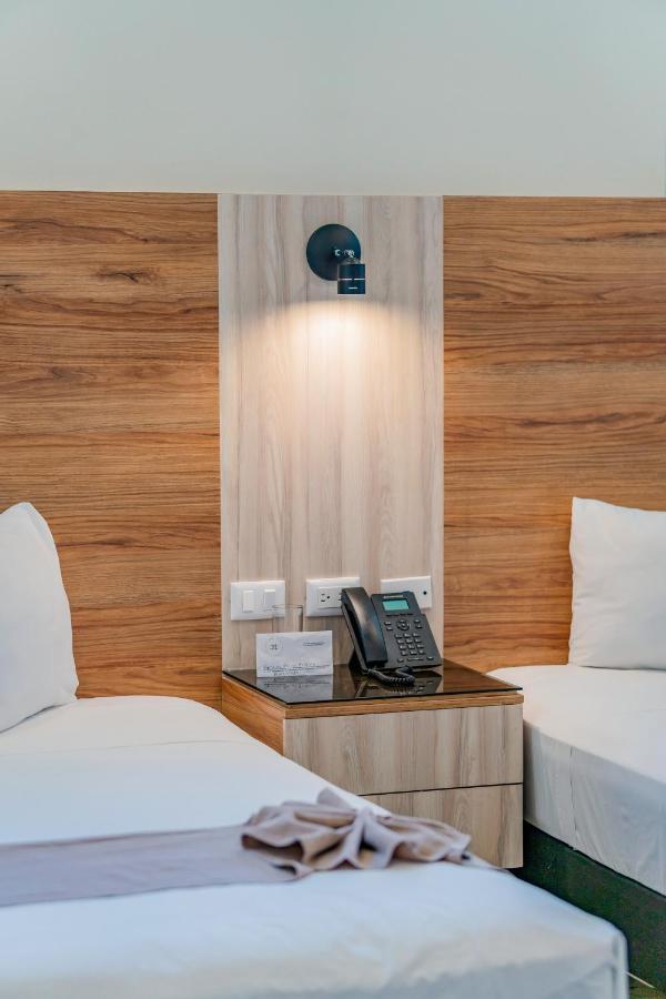 Hotel Central Merida By Kavia Экстерьер фото